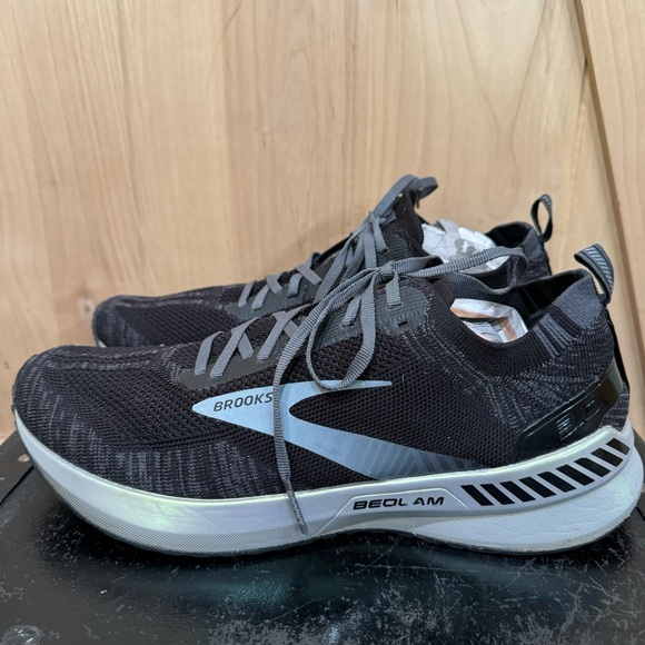 Brooks Men's Bedlam 3 Running Shoes Size 11 Black Pearl White Mens Sneakers - Picture 8 of 16